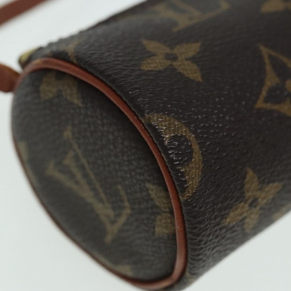 LOUIS VUITTON Monogram Papillon Pouch - Picture 10 of 16